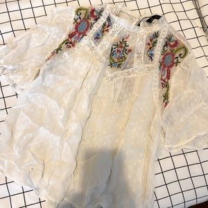 Zara White Embroidered Top